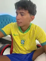 Leonarrrd_01 webcam model stream image