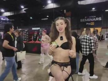 carriemadsin webcam chaturbate model stream image