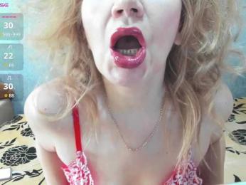 Red-hot-lips webcam model stream image
