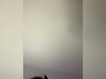 OlivkaVif webcam model stream image