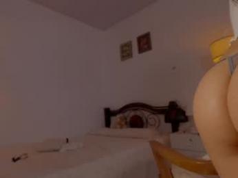 nicolle_mitchelle webcam chaturbate model stream image