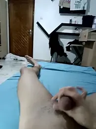 --hot-boy-- webcam model stream image