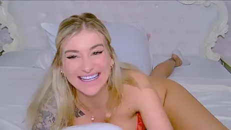 Lia_Benini webcam stripchat model stream image