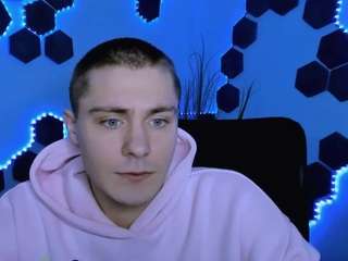 thomas-crow webcam model stream image