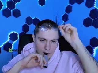 thomas-crow webcam camsoda model stream image