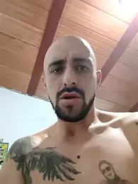 fire_menxxx001 webcam model stream image