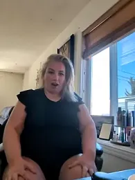 Canadian_BBW webcam model stream image