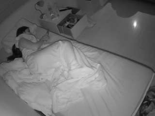 voyeurcam-julmodels-greybed-1 webcam model stream image