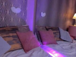 Amber Rosewood webcam flirt4free model stream image