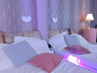 Amber Rosewood webcam model stream image