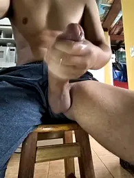 Gustavo52367 webcam model stream image