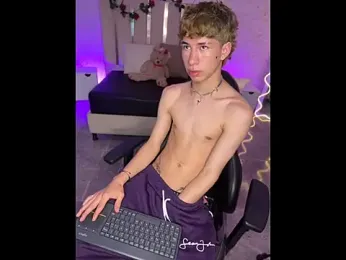 kaelwolf_tay webcam model stream image