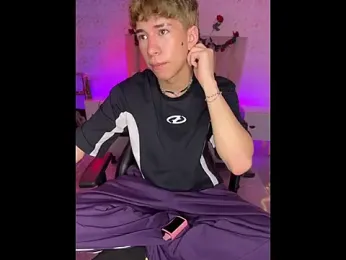 kaelwolf_tay webcam model stream image