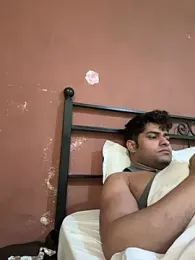 Vihaaanfucks webcam stripchat model stream image