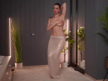 calliadesigner webcam model stream image