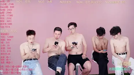 w-lucky webcam stripchat model stream image