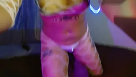 AlessiaVal_ webcam model stream image