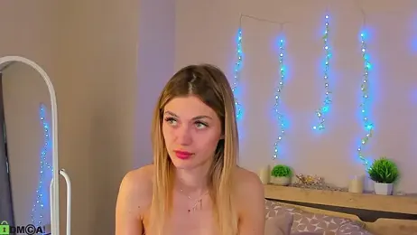 Cherry_Price webcam model stream image