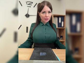 Fox_Black webcam model stream image