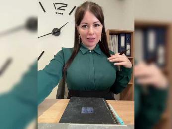 Fox_Black webcam model stream image