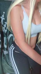 Modelteen webcam cam4 model stream image