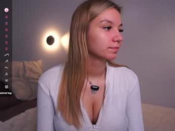 margarethowell webcam chaturbate model stream image