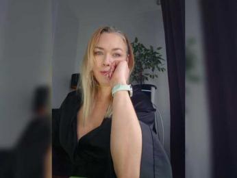 Yesenia-1 webcam model stream image