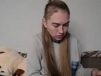 dream_alexa webcam model stream image