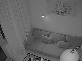 voyeurcam-julmodels-living-7 webcam model stream image