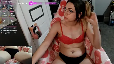 KierBearKisses webcam model stream image