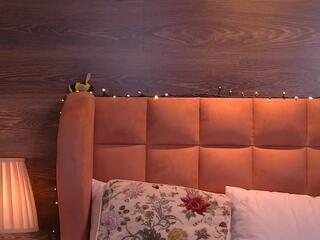 Olivia Onya webcam flirt4free model stream image