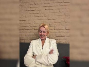 vik77777A webcam model stream image