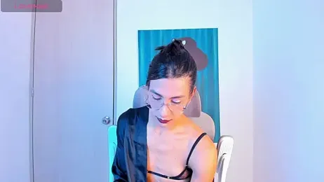 sofiaa_grey_ webcam model stream image