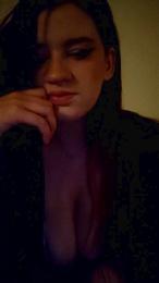 Aliss2001 webcam cam4 model stream image