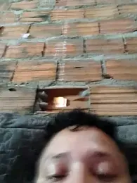 zoi2324 webcam model stream image