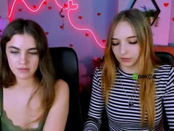 lina_fox12 webcam model stream image