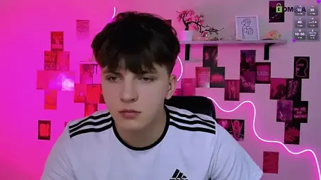 travis_wolf_ webcam model stream image