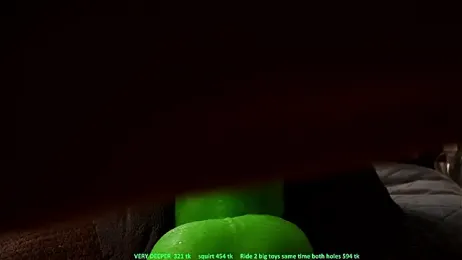 Kisakis webcam model stream image