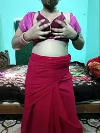 Ramya-hot-gueen webcam model stream image