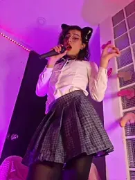 Sweet-SharoKitty webcam model stream image