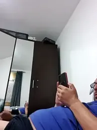 crissbadboy webcam model stream image