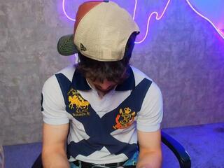 Ridge Hunter webcam model stream image