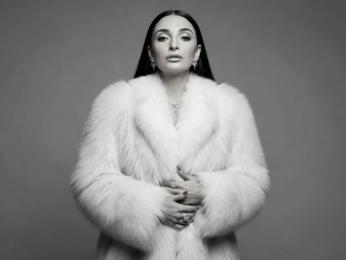 AllaRoberts webcam model stream image