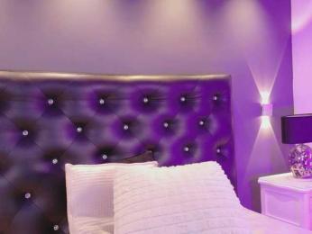 LondonMJ webcam model stream image