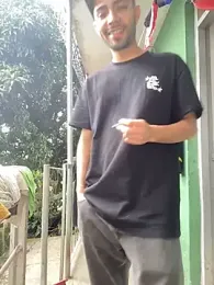 JE1999_28 webcam model stream image