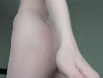 b4by_emilia chaturbate stream image, 20.05.2025 04:10