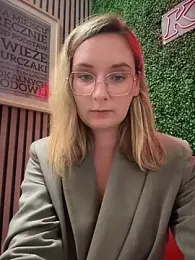 The_Snowwhitee stripchat stream image, 20.05.2025 18:30