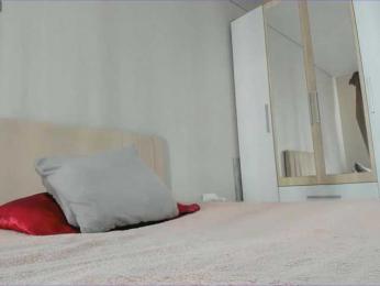 sweetyvikki bongacams stream image