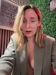 The_Snowwhitee stripchat stream image, 31.05.2025 21:00