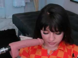 zoe-cruz21 camsoda stream image, 04.06.2025 12:10